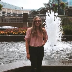 Meet your Posher, Martine